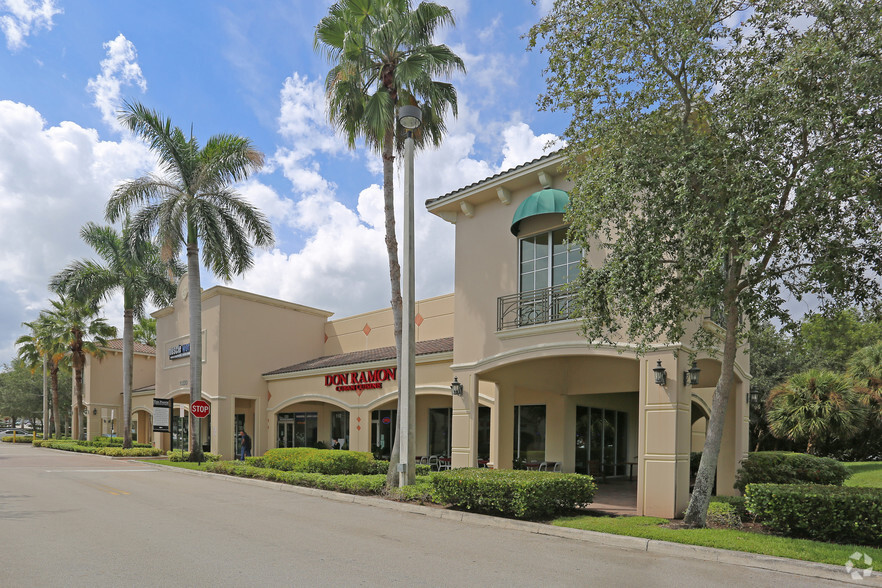 10100-10240 W Forest Hill Blvd, Wellington, FL for sale - Primary Photo - Image 1 of 1