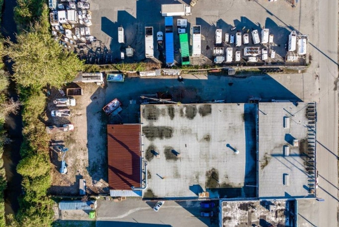 5085 Regent St, Burnaby, BC for sale - Aerial - Image 3 of 7