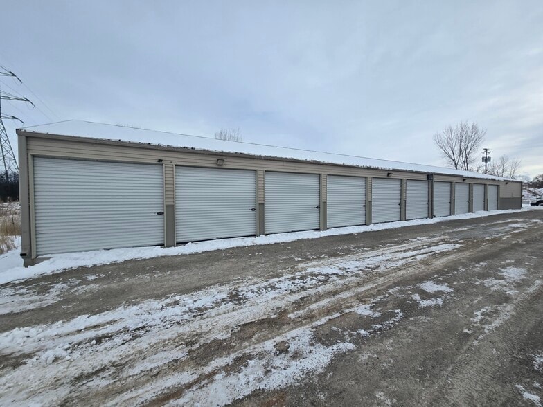 2285 Northern Rd, Neenah, WI à vendre - Photo du bâtiment - Image 2 de 22