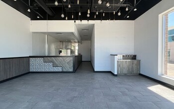 20 Jacob Keffer Pky, Concord, ON for lease Interior Photo- Image 2 of 3