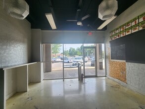 931-965 Richards Rd, Antioch, TN for lease Interior Photo- Image 2 of 2