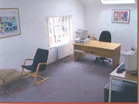 1 College Pl, Derby à louer - Photo intérieure - Image 2 de 2