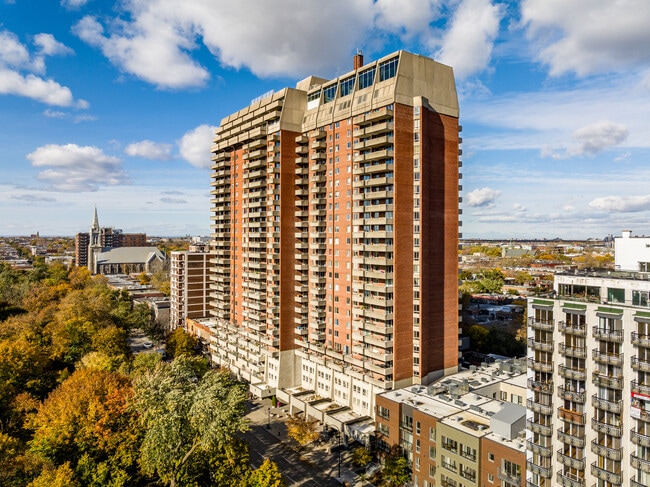 Plus de détails pour 3535 Av Papineau, Montréal, QC - Multi-résidentiel à vendre