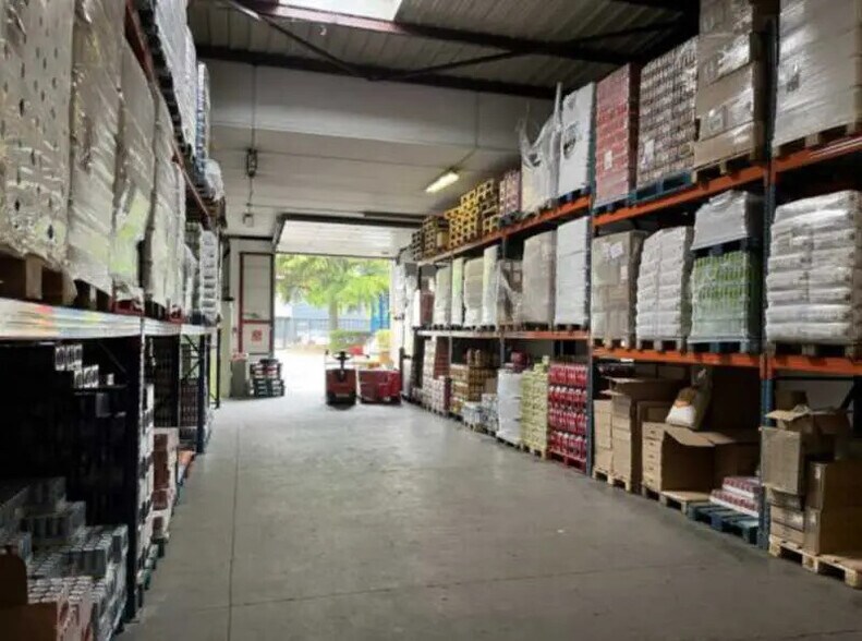 Flex dans Le Blanc-Mesnil à louer - Photo du bâtiment - Image 2 de 3