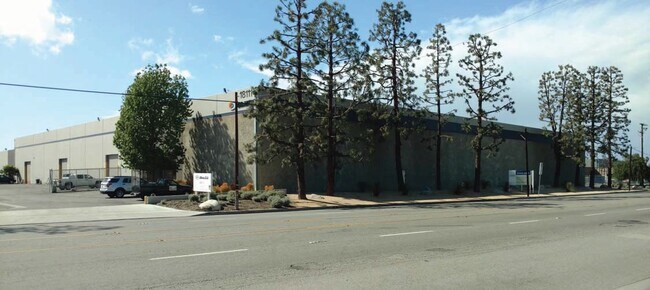 Plus de détails pour 18111 S Santa Fe Ave, Compton, CA - Industriel à louer