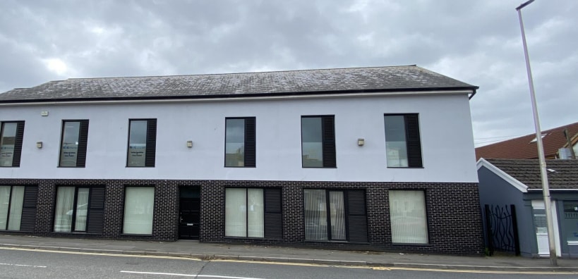 West End, Llanelli for lease Primary Photo- Image 1 of 3