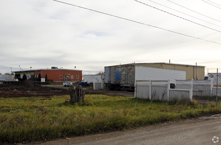 821 Cumberland Ave, Burlington, ON à vendre - Photo principale - Image 1 de 1