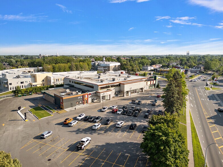 1-19 Papineau, Joliette, QC for lease - Primary Photo - Image 1 of 10