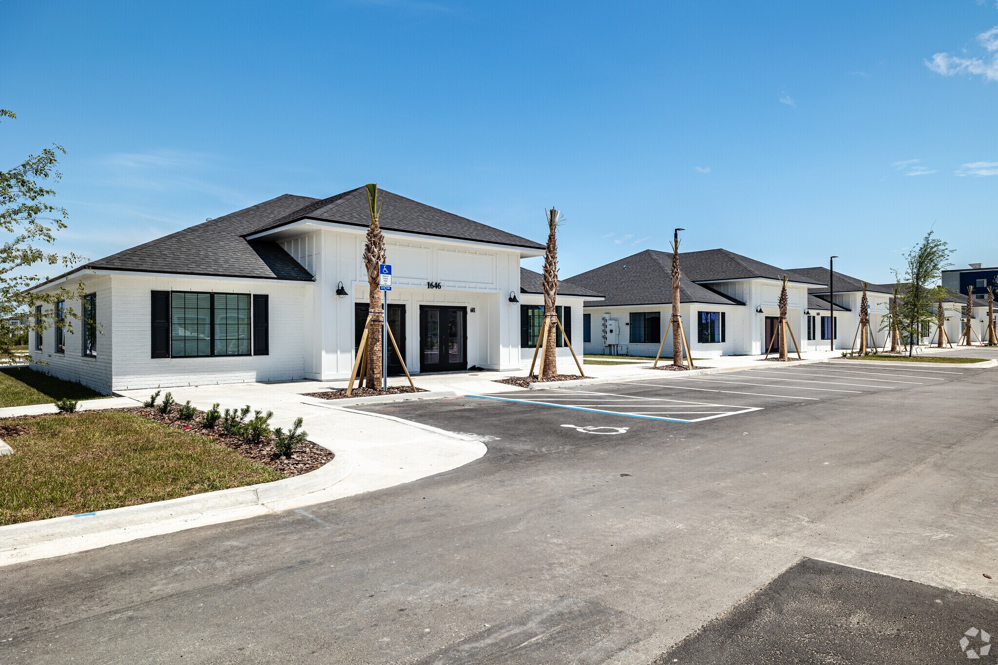 1646 Corsair Ln, Middleburg, FL for sale Primary Photo- Image 1 of 27