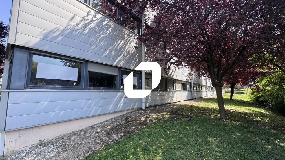 32 Rue De L'Industrie, Illkirch-Graffenstaden à louer - Photo du bâtiment - Image 2 de 26