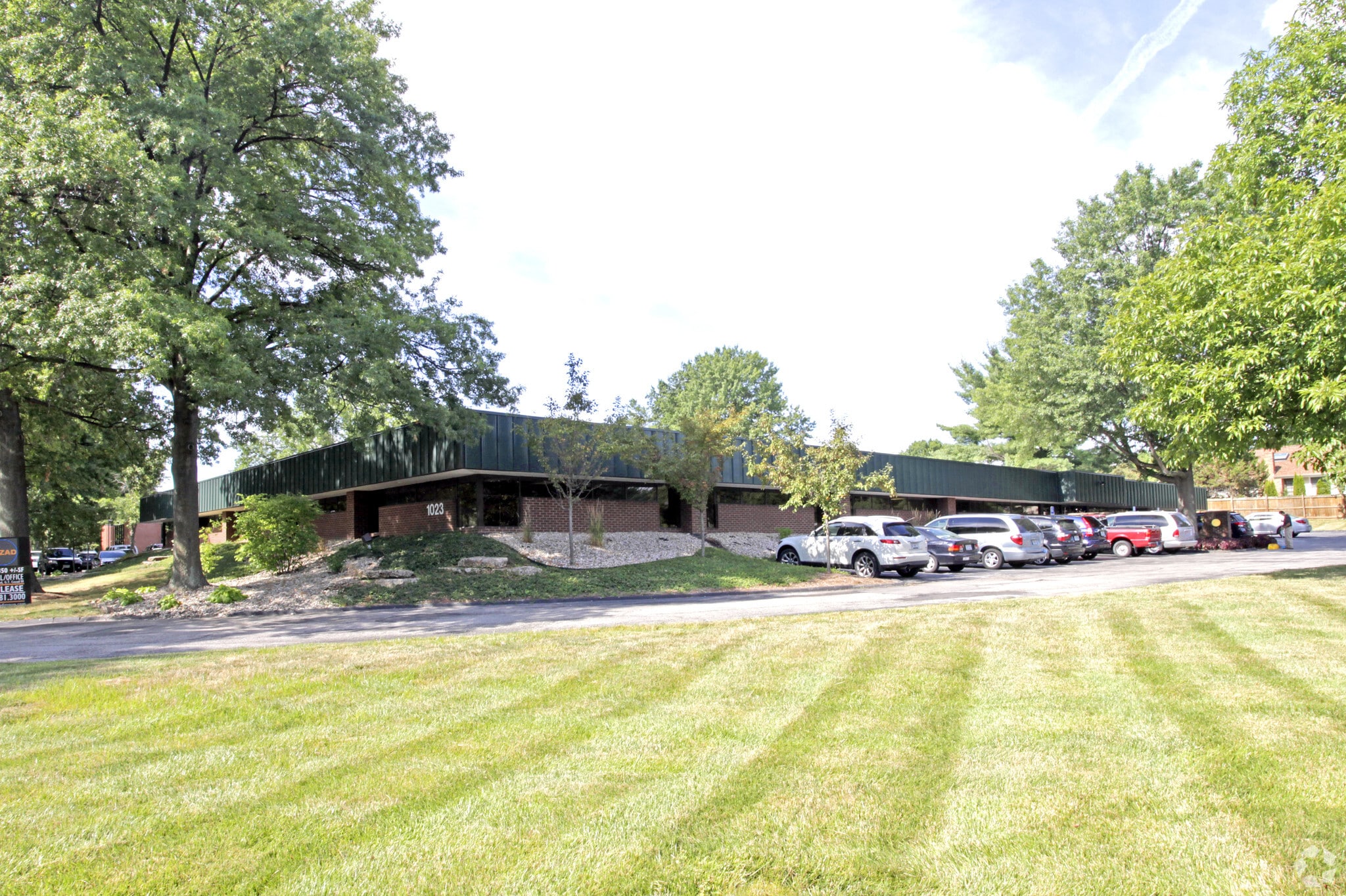 1023 EXECUTIVE PARKWAY Dr, Saint Louis, MO for sale Building Photo- Image 1 of 4