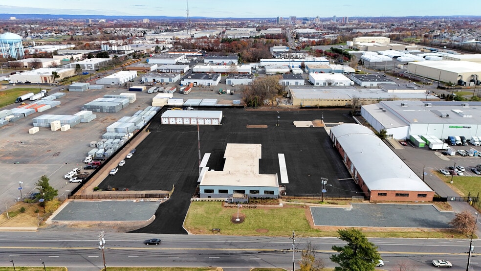 107 How Ln, New Brunswick, NJ for lease - Building Photo - Image 1 of 4