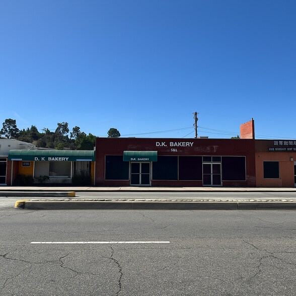 2924 W Valley Blvd, Alhambra, CA à vendre - Photo du bâtiment - Image 2 de 5