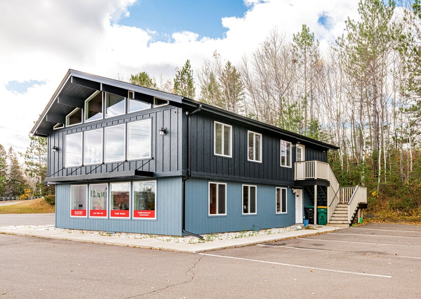 1700-1710 Mall Dr, Duluth, MN for lease - Building Photo - Image 1 of 19