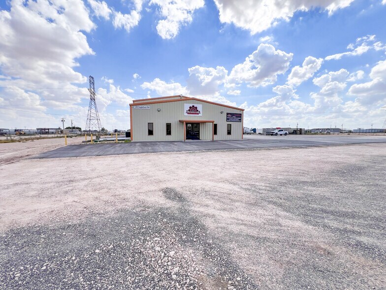 140 Eaglehart Rd, Odessa, TX à vendre - Photo du bâtiment - Image 1 de 30