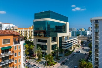 Plus de détails pour 75 Valencia Ave, Coral Gables, FL - Bureau à louer