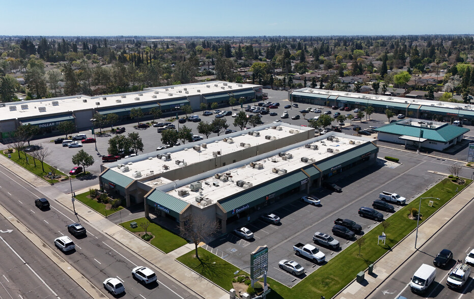 3001 W Bullard, Fresno, CA for lease - Building Photo - Image 1 of 7