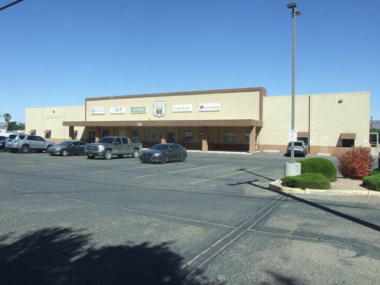2701 E Andy Devine Ave, Kingman, AZ à vendre - Photo du bâtiment - Image 3 de 6