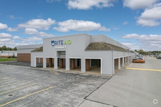 5834 Monroe St, Sylvania, OH for lease Building Photo- Image 2 of 7