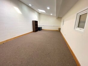 81 Canterbury St, Blackburn à louer Photo intérieure- Image 2 de 5