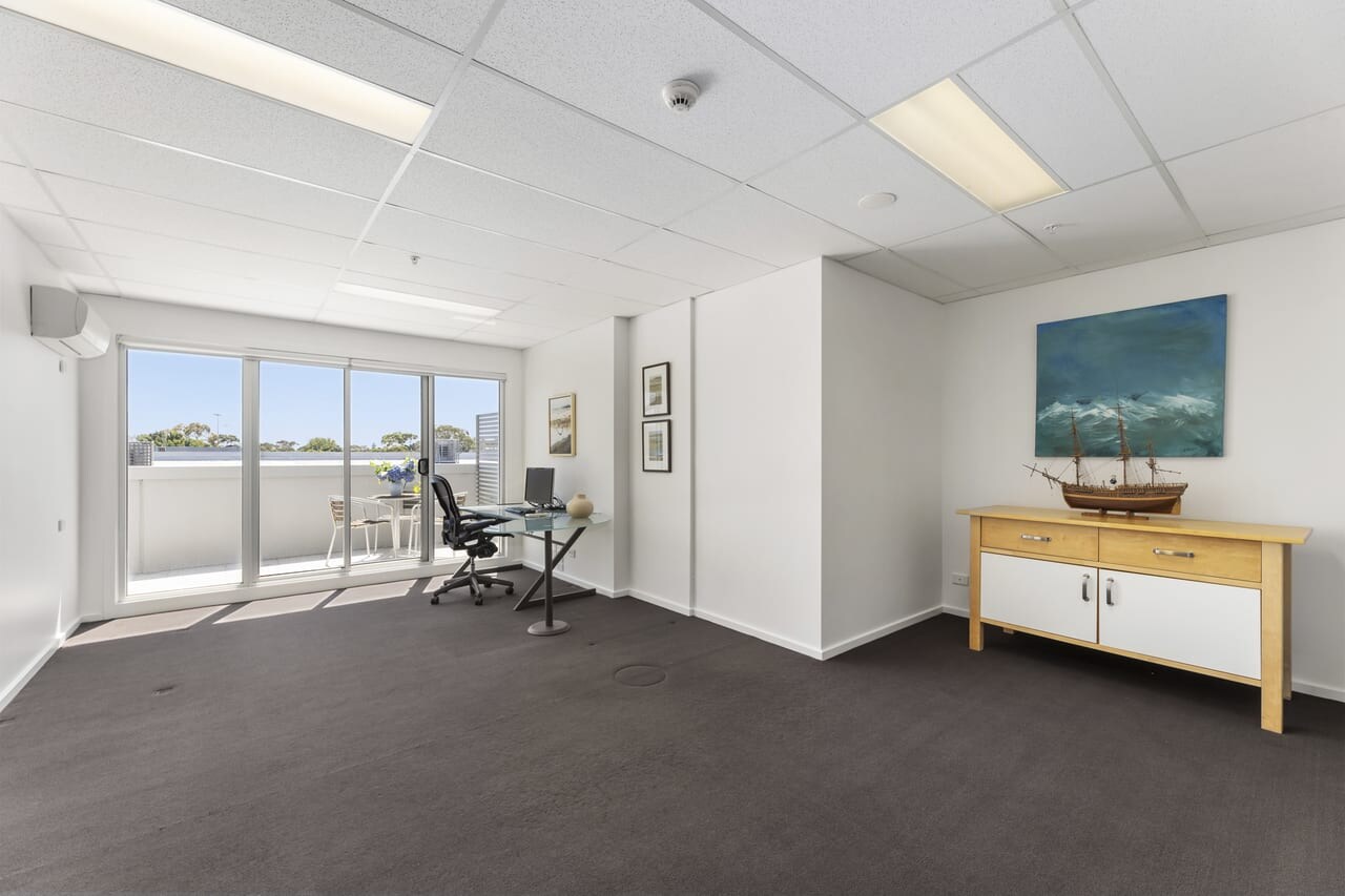 349-351 Bluff Rd, Hampton, VIC 3188 - Unité 3, 4, 5 - - Photo intérieure - Image 1 of 13