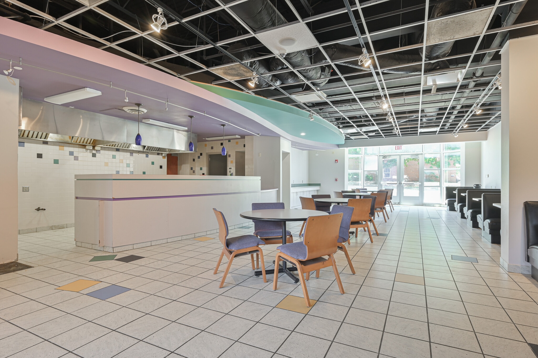 1900 W MacArthur St, Shawnee, OK for lease Interior Photo- Image 1 of 5