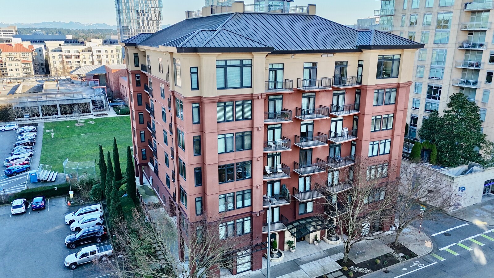 1106 108th Ave NE, Bellevue, WA 98004 - Unit 111 -  - Interior Photo - Image 1 of 10