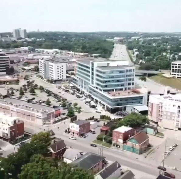 3921 Edwards Rd, Cincinnati, OH for sale - Commercial Listing Video - Image 3 of 13