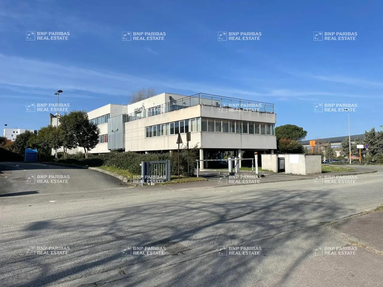 Office in Labège for lease Building Photo- Image 1 of 32