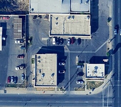 102-106 Brundage Ln, Bakersfield, CA - Aerial  map view