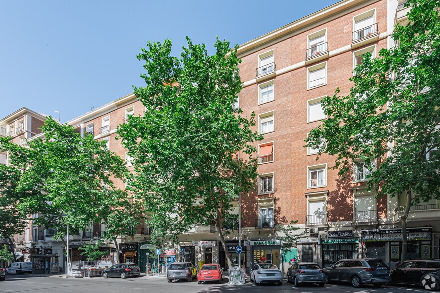 Calle de Orense, 37, Madrid, Madrid for lease - Building Photo - Image 3 of 3