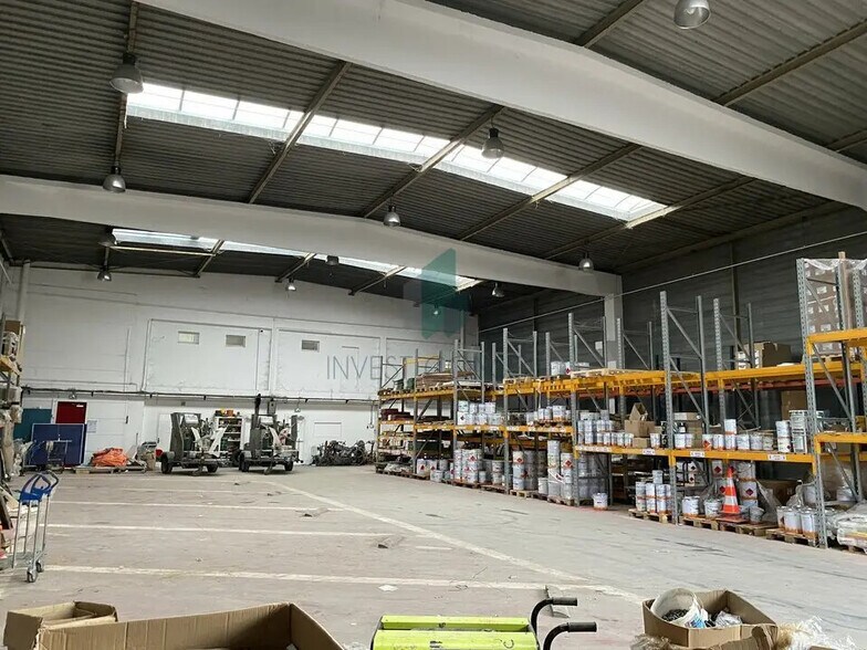 Flex dans SAINT-OUEN-L'AUMONE à louer - Photo du bâtiment - Image 2 de 10