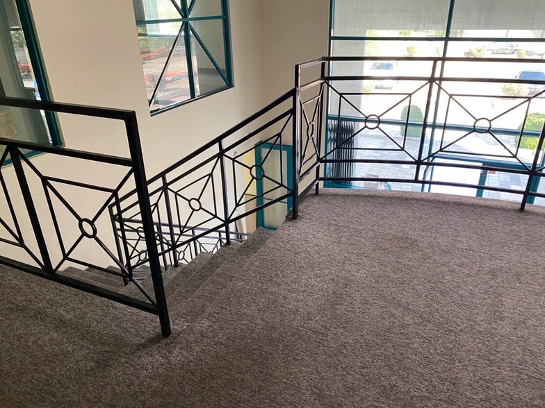 207-211 Erie St, Pomona, CA for lease - Building Photo - Image 3 of 32