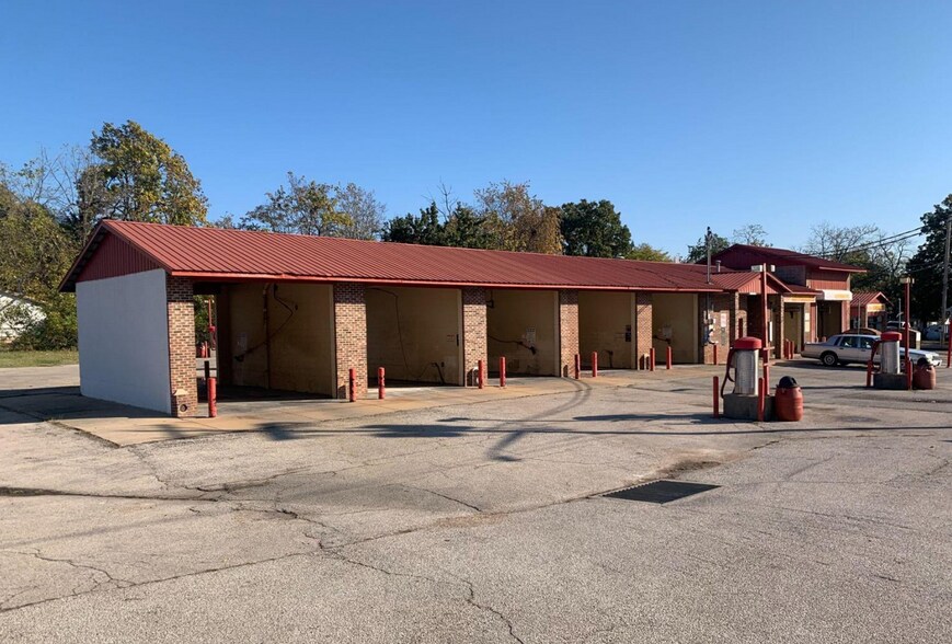 700 W Scenic Rivers Blvd, Salem, MO for sale - Building Photo - Image 2 of 5