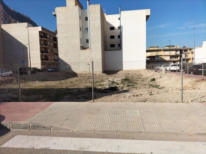 Terrain dans Callosa de Segura, Alicante à vendre - Photo du bâtiment - Image 2 de 3