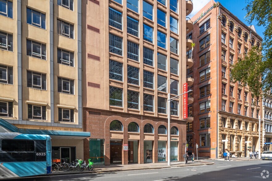 210 Clarence St, Sydney à louer - Photo du bâtiment - Image 2 de 5