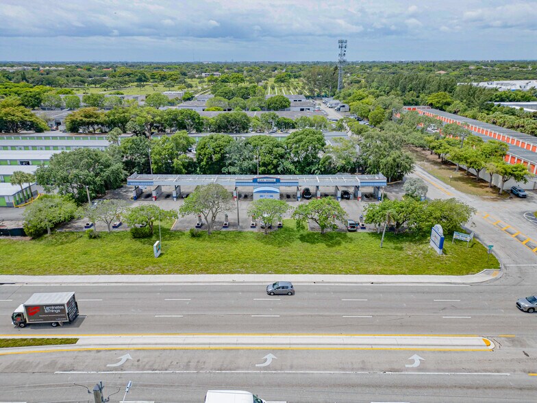 7520 W Mcnab Rd, North Lauderdale, FL à vendre - Aérien - Image 2 de 4