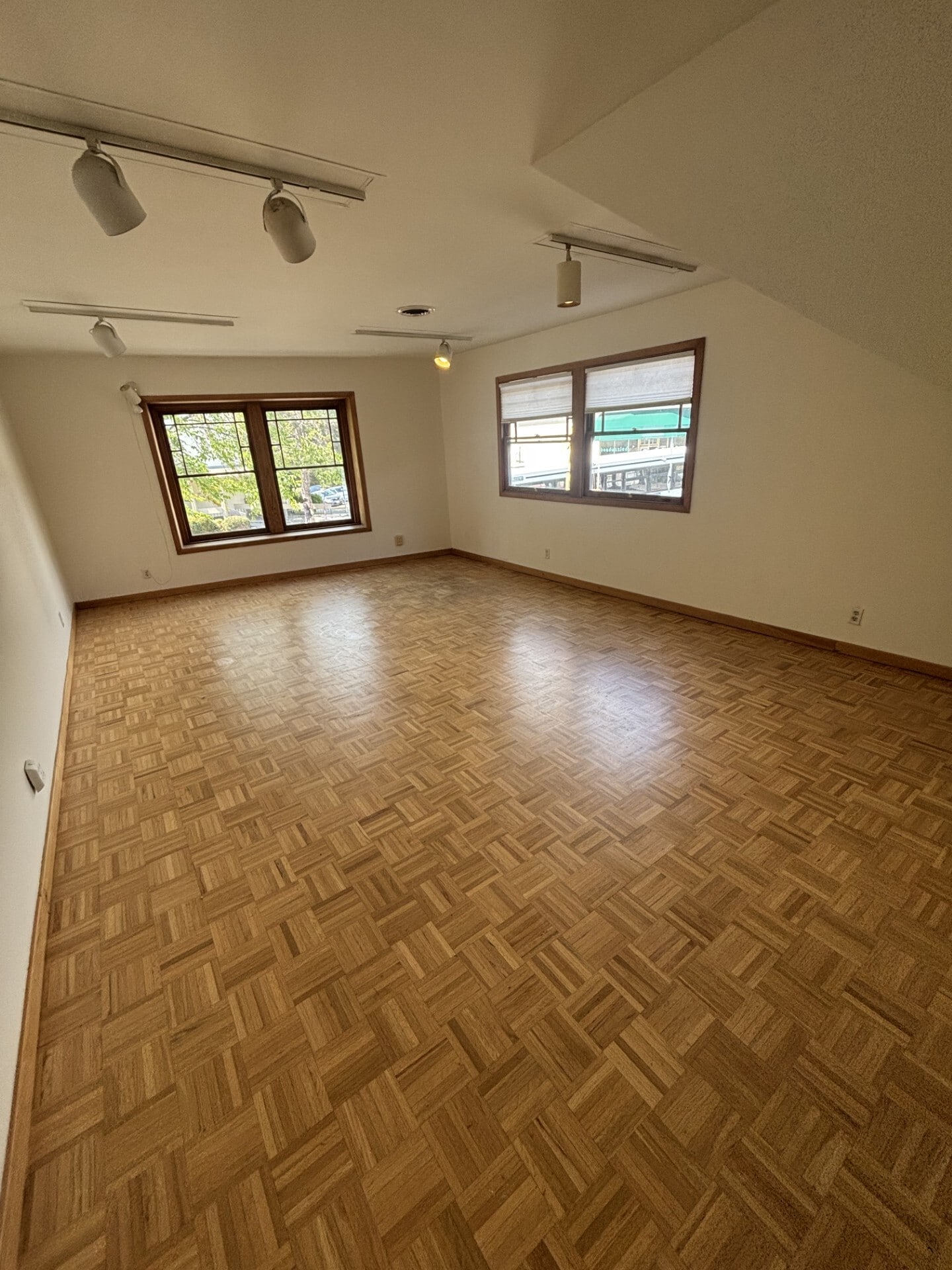 1734 Solano Ave, Berkeley, CA for lease Interior Photo- Image 1 of 1