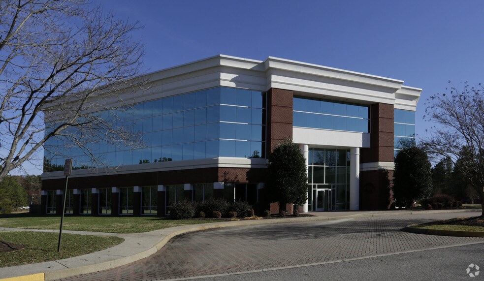 9401 Courthouse Rd, Chesterfield, VA à louer - Photo du bâtiment - Image 2 de 18