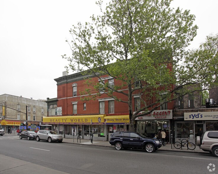 753-759 Nostrand Ave, Brooklyn, NY à vendre - Photo du bâtiment - Image 3 de 10