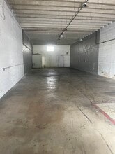 8770-8776 SW 129th St, Miami, FL à louer Photo intérieure- Image 2 de 2