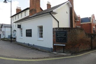 Plus de détails pour High St, Hartley Wintney - Bureau/Commerce de détail à louer