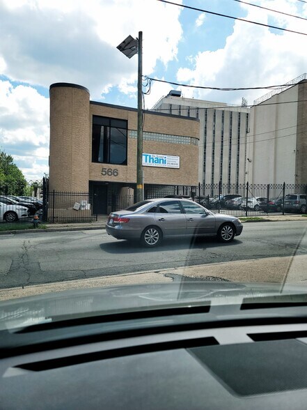 566 Nye Ave, Irvington, NJ à vendre - Photo du bâtiment - Image 1 de 1