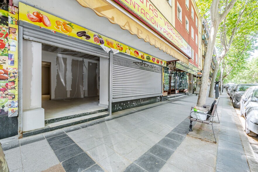 Retail in Madrid, Madrid for lease - Building Photo - Image 1 of 5