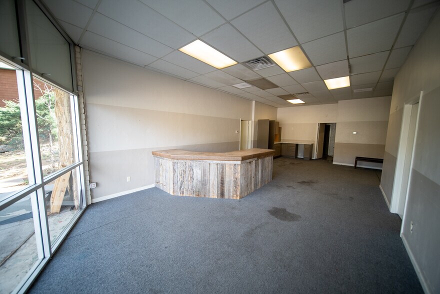 3955 Lake Mary Rd, Flagstaff, AZ à louer - Photo du bâtiment - Image 3 de 17