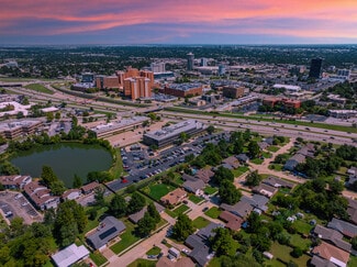 More details for 5555 NW Grand Blvd, Oklahoma City, OK - Office for Sale