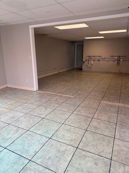 130 E Court St, Bowling Green, OH à louer - Photo intérieure - Image 3 de 7