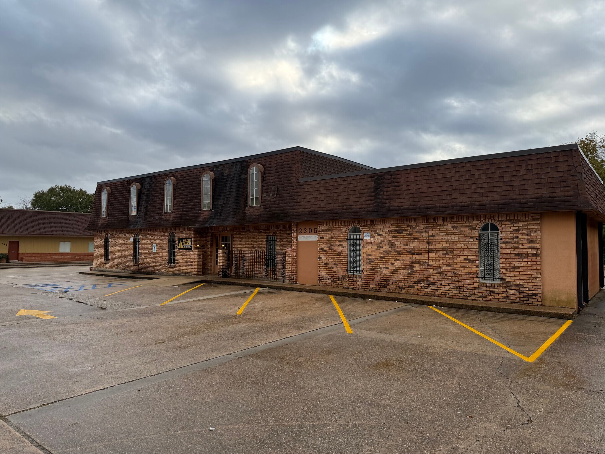 2305-2307 North St, Beaumont, TX for lease Building Photo- Image 1 of 3