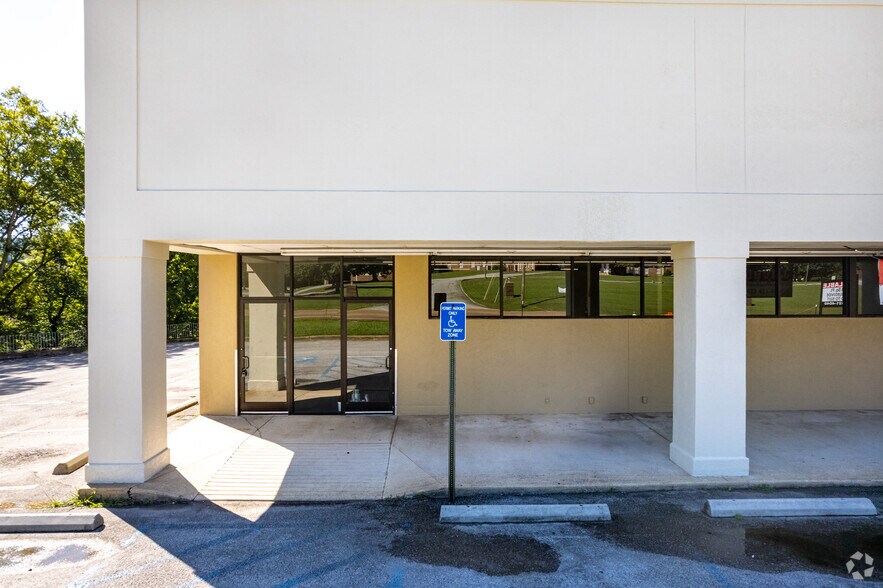 10188 Dayton Pike, Soddy Daisy, TN à louer - Photo du bâtiment - Image 3 de 25