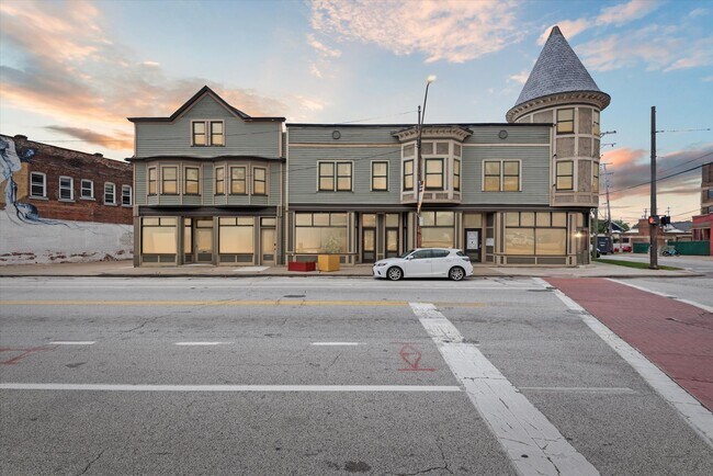 Plus de détails pour 5808-5810 Detroit Ave, Cleveland, OH - Commerce de détail à louer
